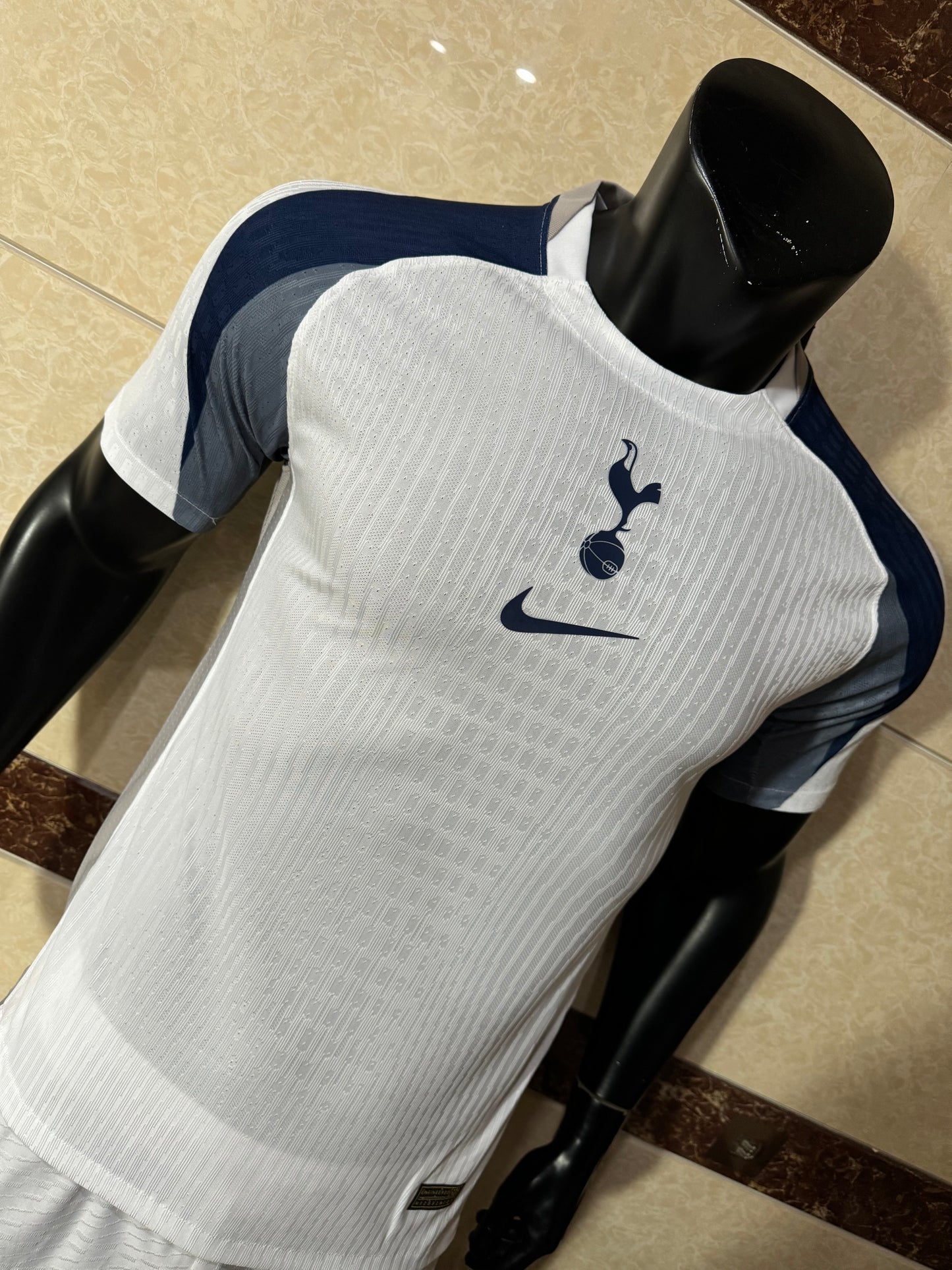 Tottenham home 25/26 (Player Version)