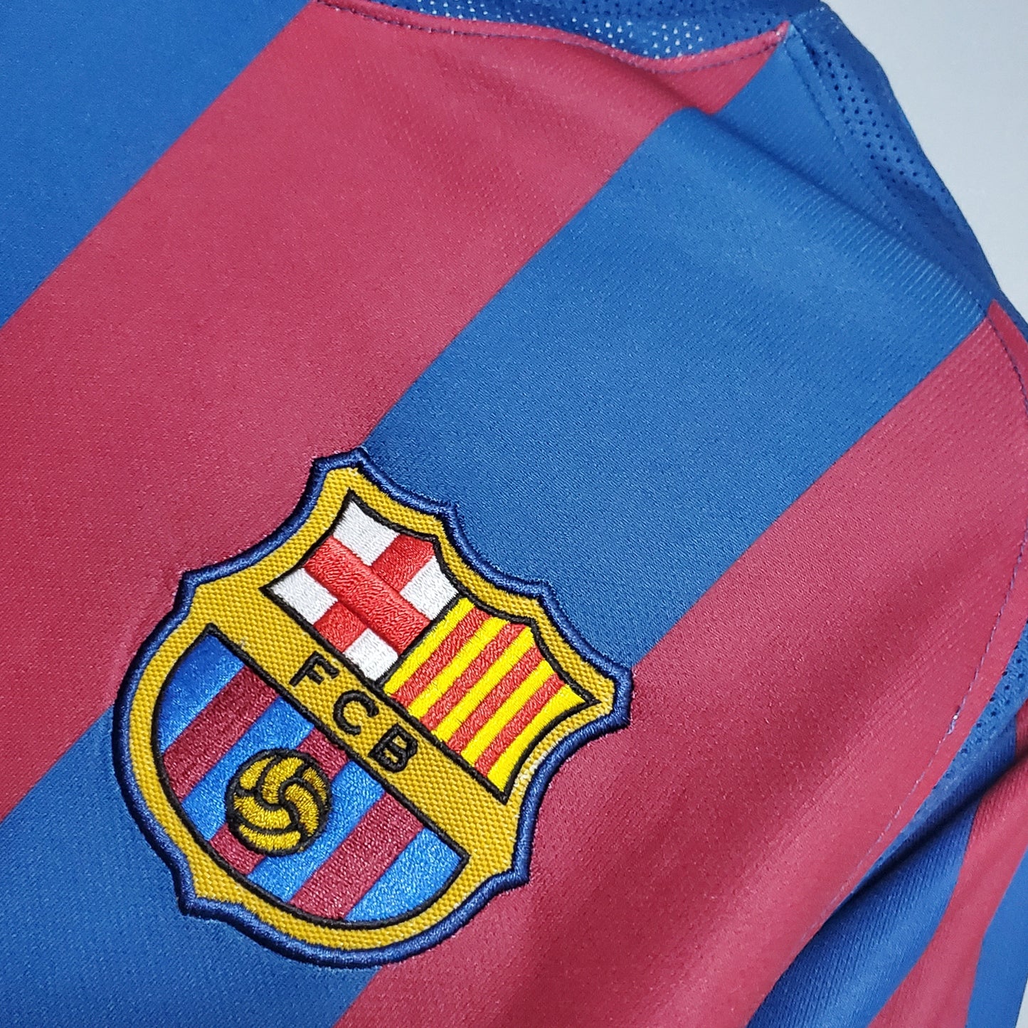 Retro Barcelona Home 05/06