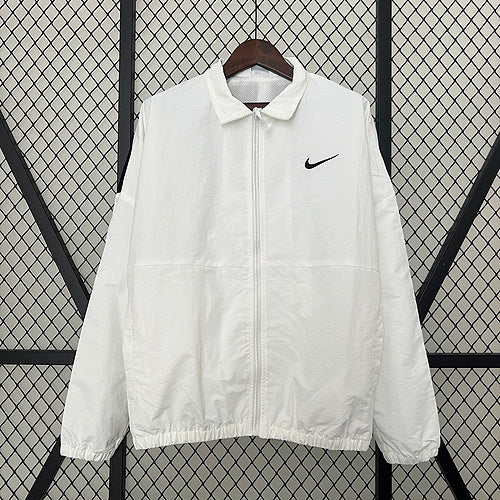 Veste Nike blanche 2024