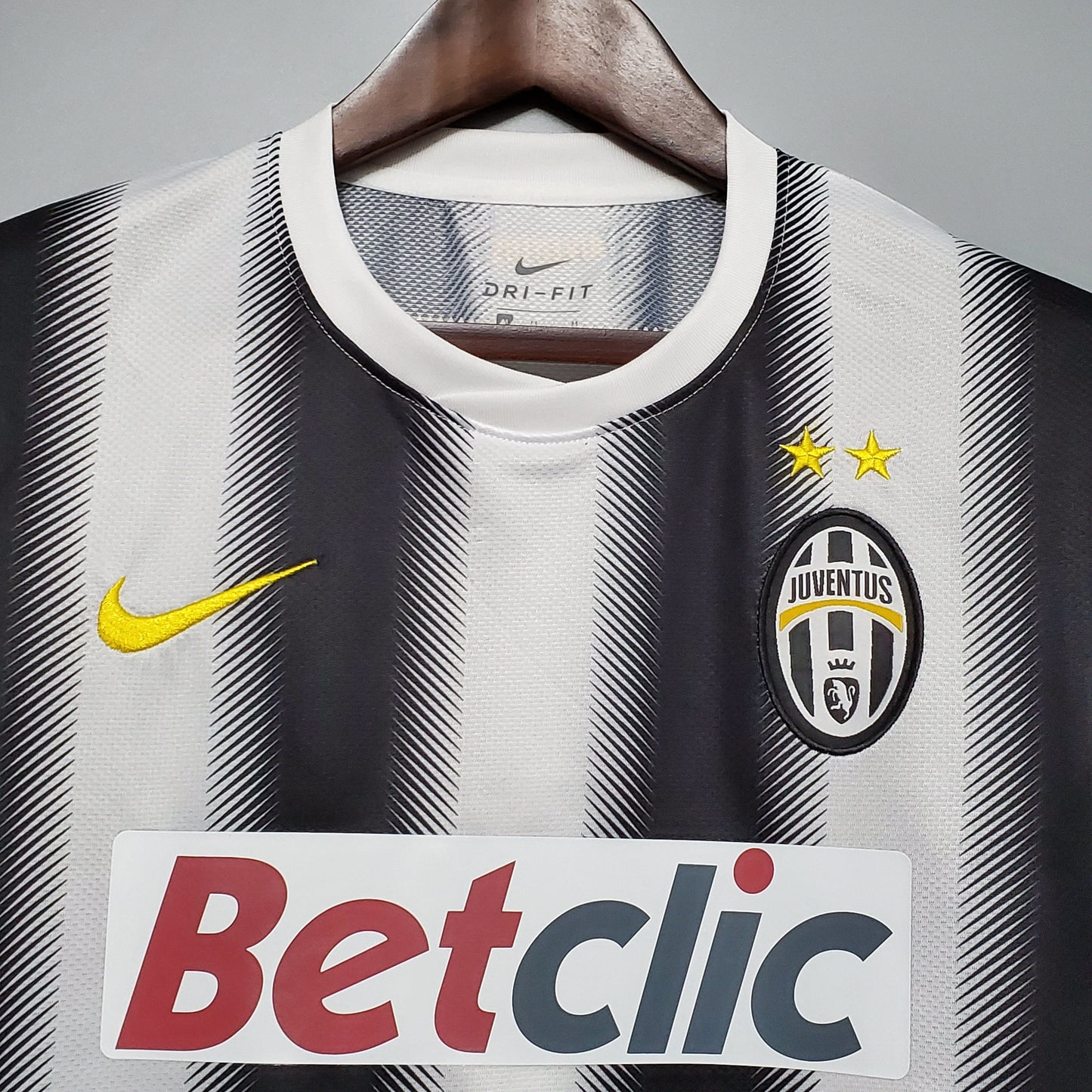 Retro Juventus Home 11/12