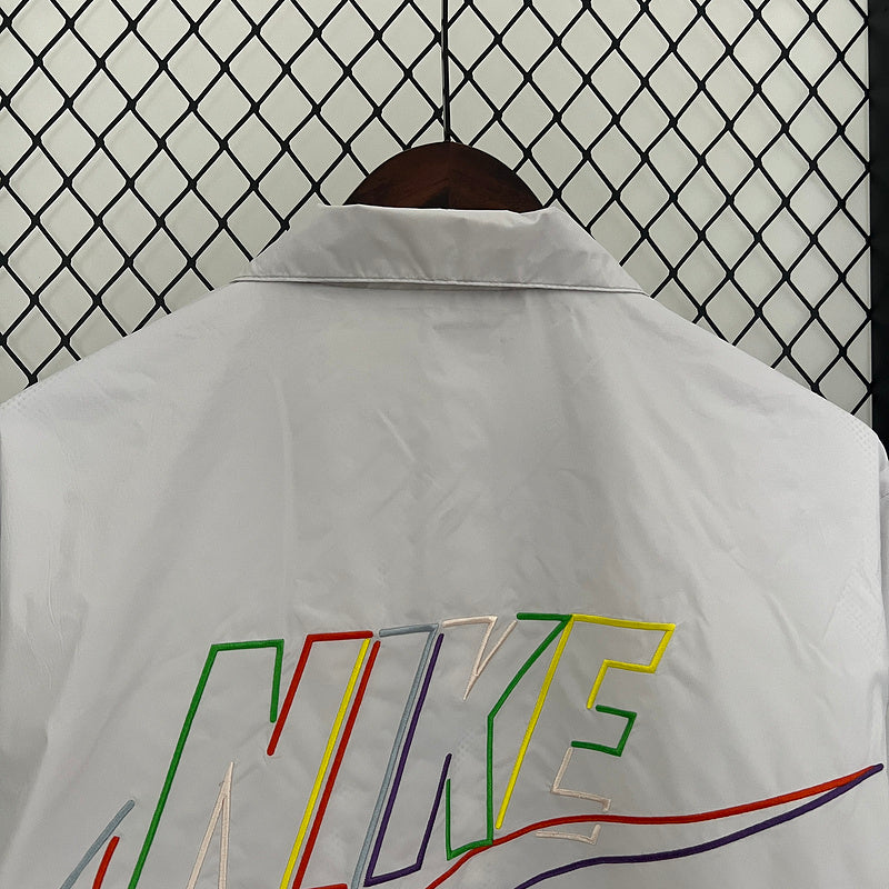 Veste Nike blanche 2024