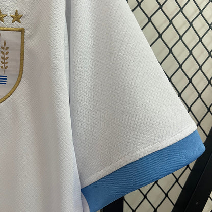 Uruguay à l'extérieur 24/25