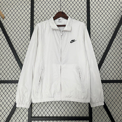 Veste Nike blanche 2024