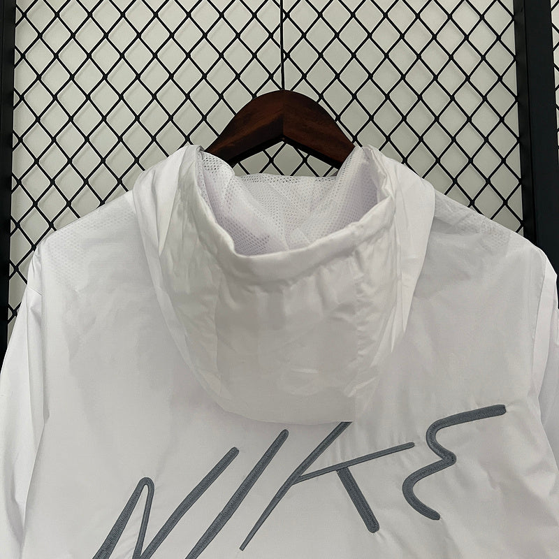 Veste Nike blanche 2024