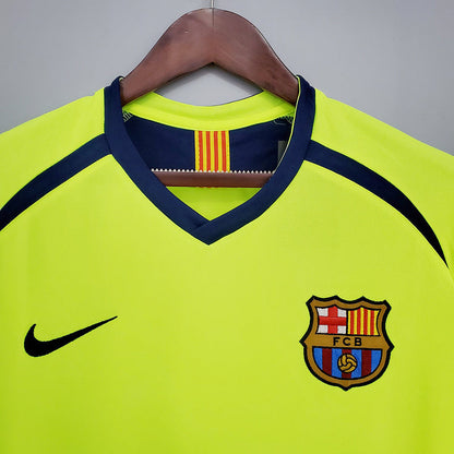 Retro Barcelona Away 05/06